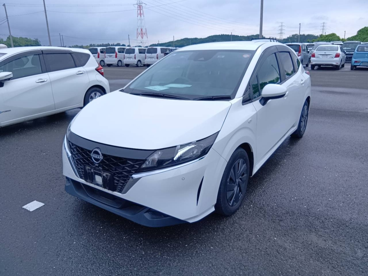 NISSAN NOTE — фото