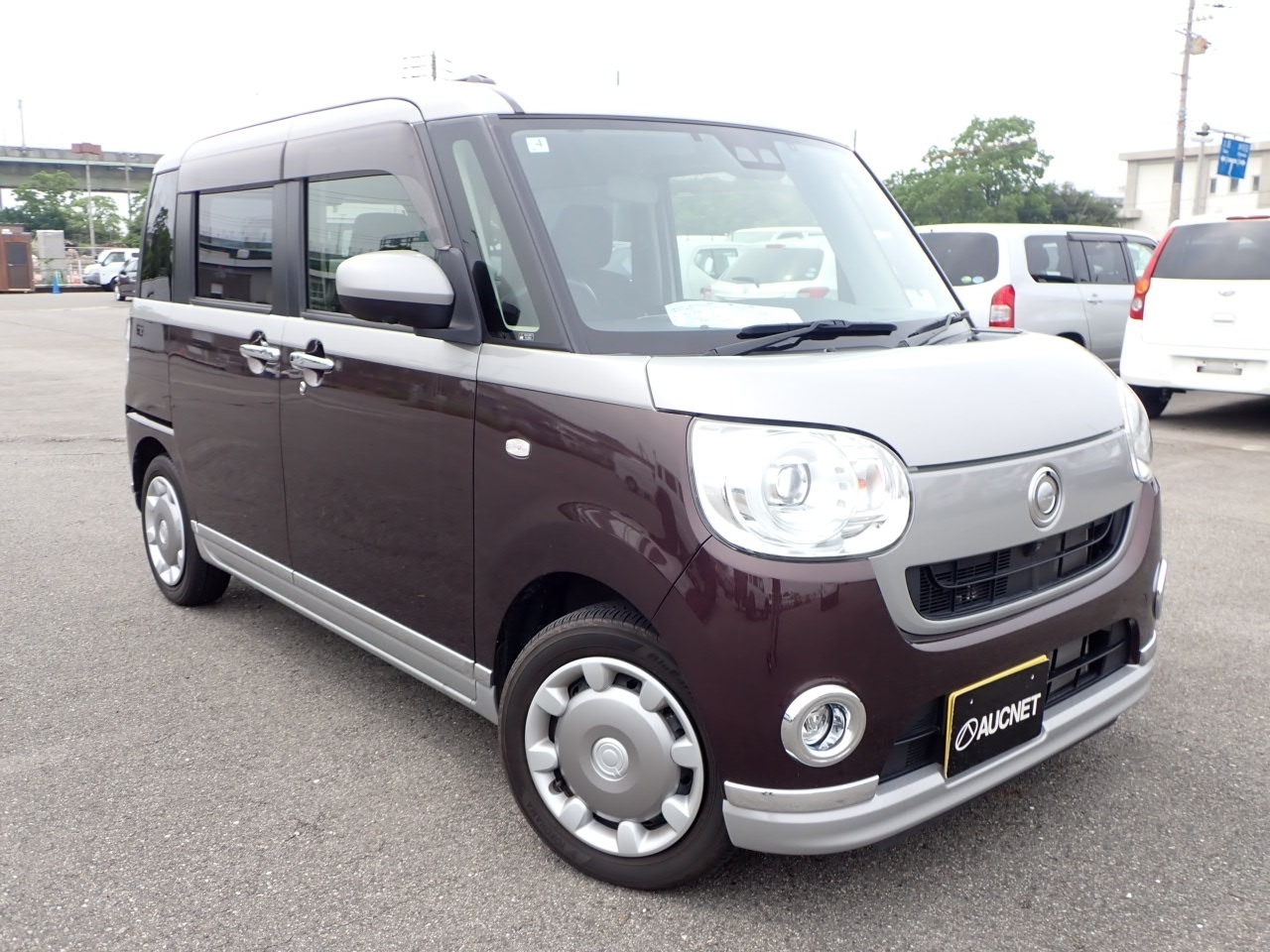 DAIHATSU MOVE — фото