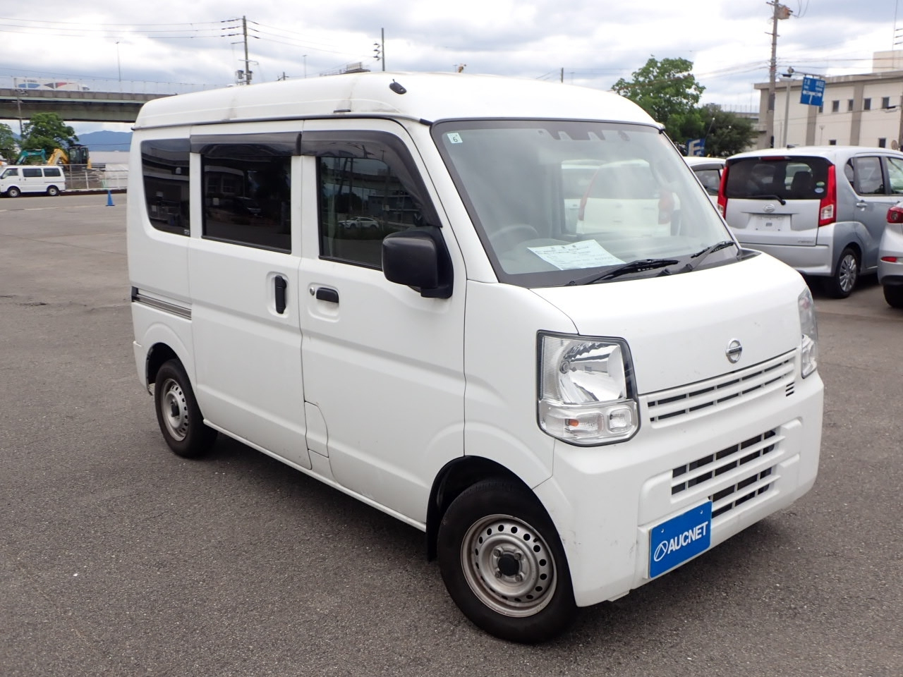 NISSAN NV100 — фото