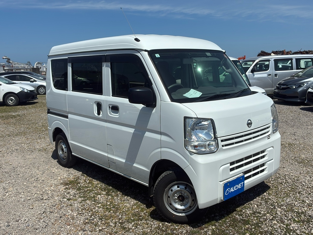NISSAN NV100 — фото