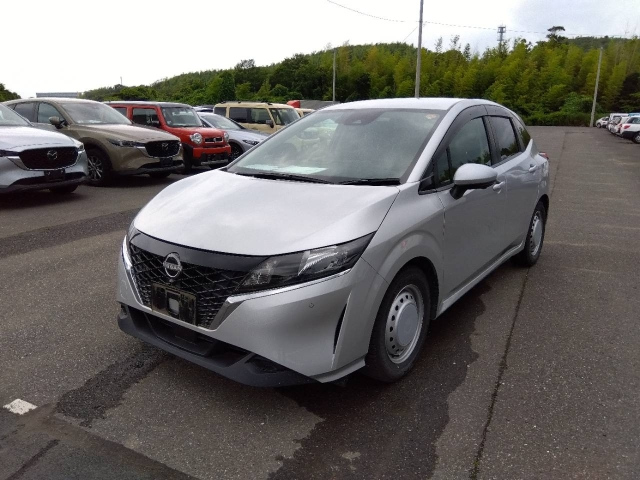 NISSAN NOTE — фото