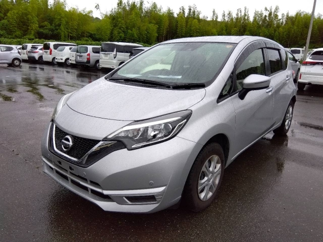 NISSAN NOTE — фото