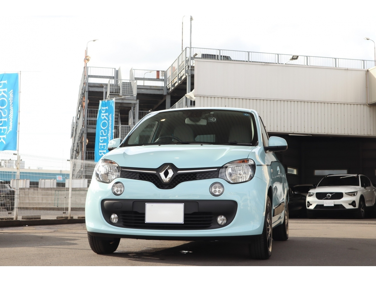 RENAULT TWINGO — фото