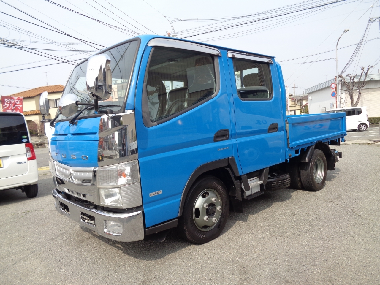 MITSUBISHI CANTER — фото