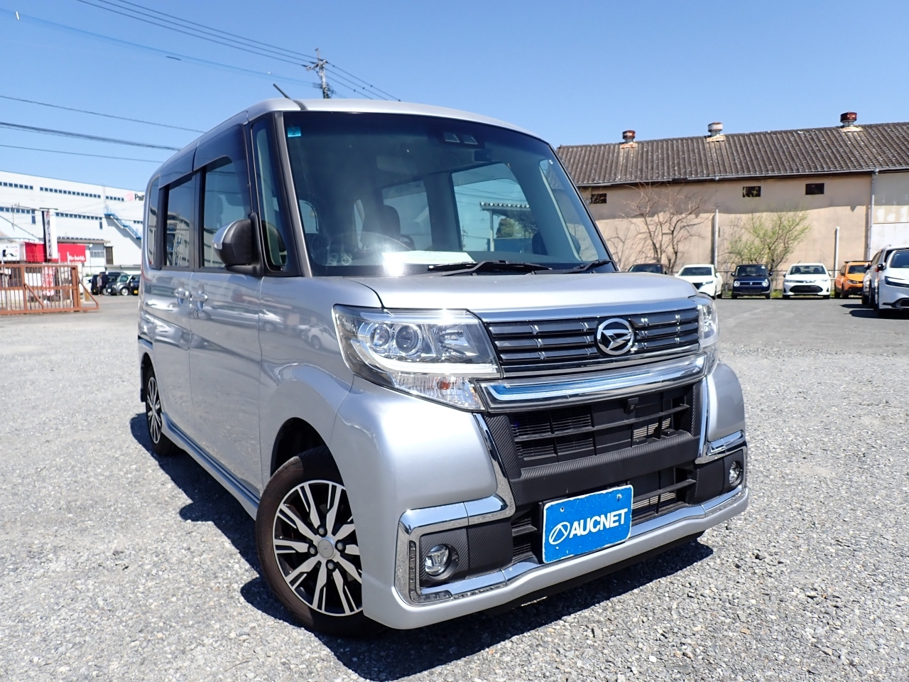 DAIHATSU TANTO — фото
