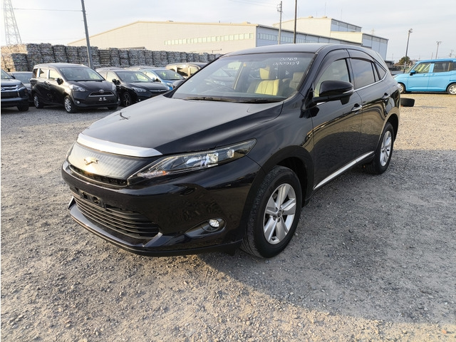 TOYOTA HARRIER — фото