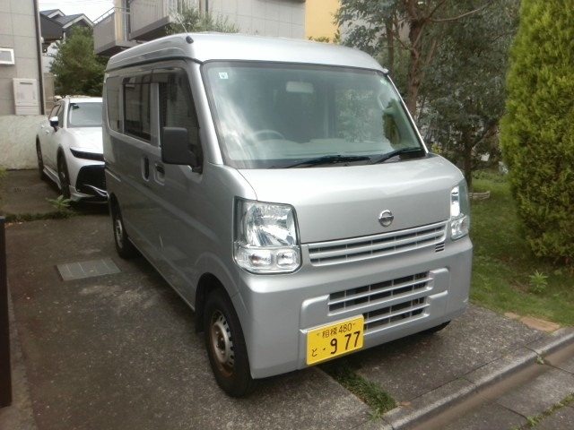NISSAN CLIPPER — фото