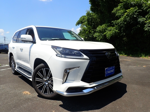 LEXUS LX — фото
