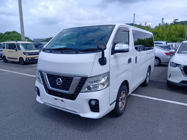 NISSAN CARAVAN — фото