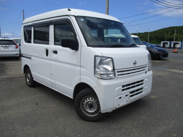 NISSAN CLIPPER — фото
