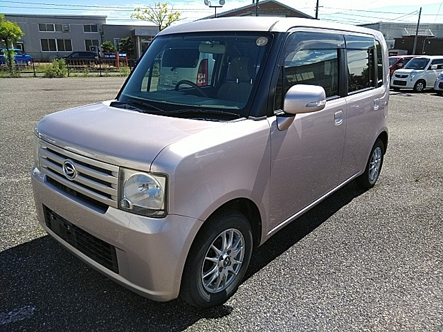 DAIHATSU MOVE — фото