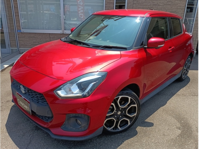 SUZUKI SWIFT — фото