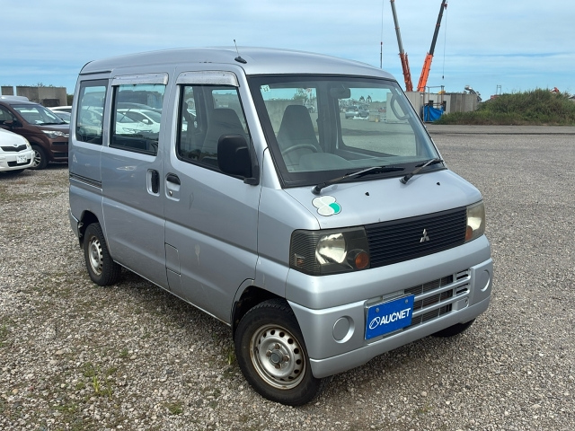 MITSUBISHI MINICAB — фото