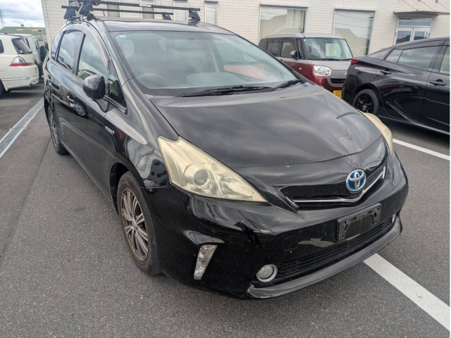 TOYOTA PRIUS — фото