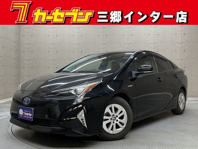 TOYOTA PRIUS — фото