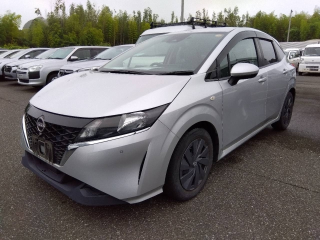 NISSAN NOTE — фото