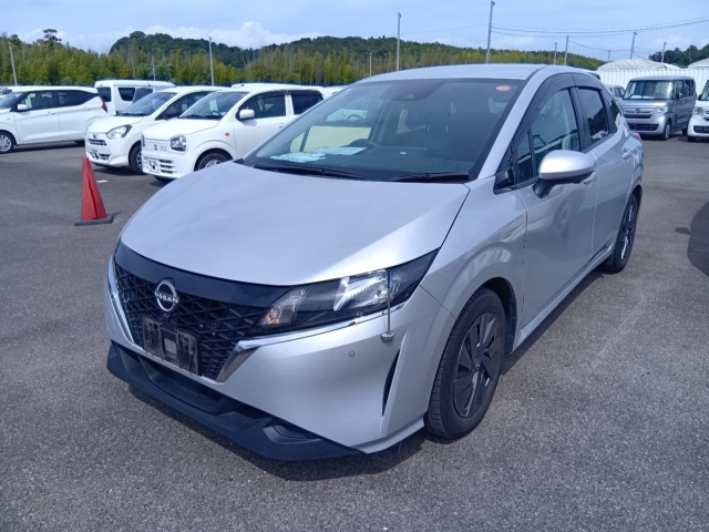 NISSAN NOTE — фото
