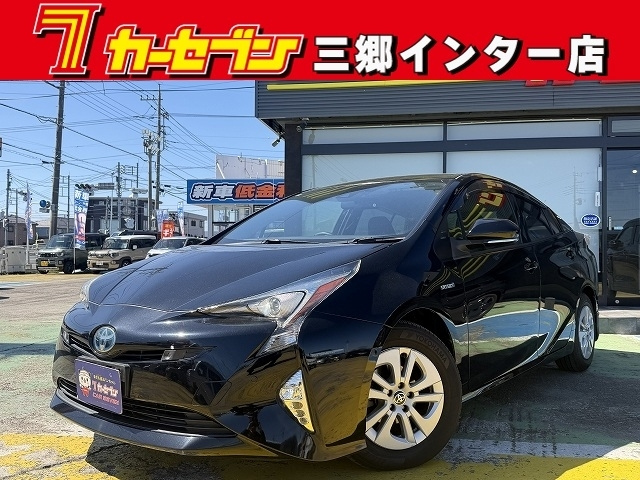 TOYOTA PRIUS — фото