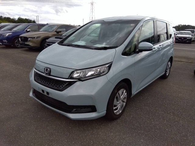 HONDA FREED — фото