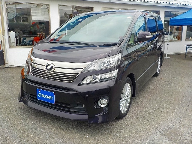 TOYOTA VELLFIRE — фото