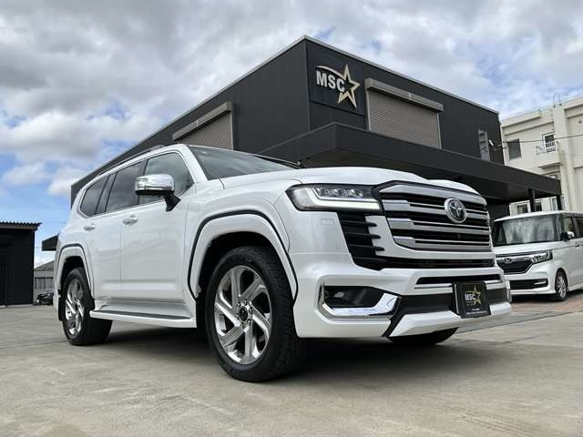 TOYOTA LAND CRUISER