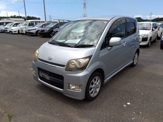 DAIHATSU MOVE — фото