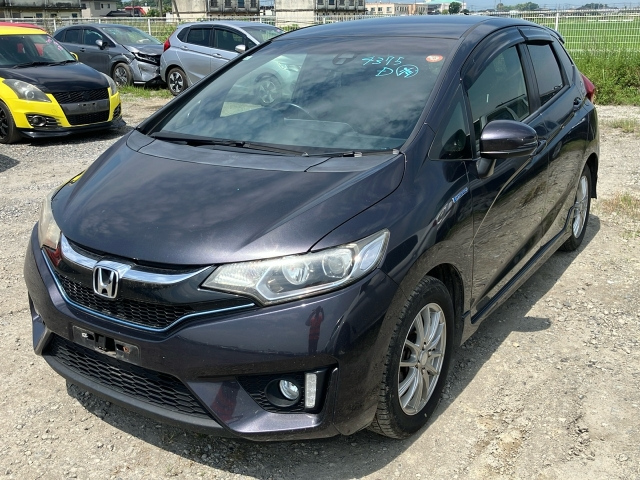 HONDA FIT — фото