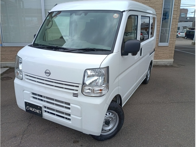 NISSAN CLIPPER — фото