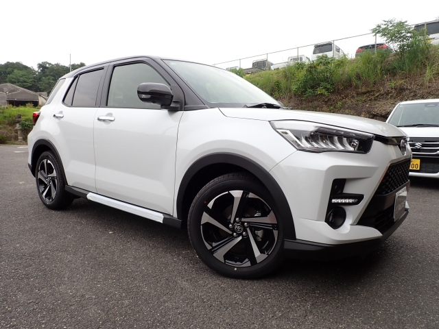 TOYOTA RAIZE — фото
