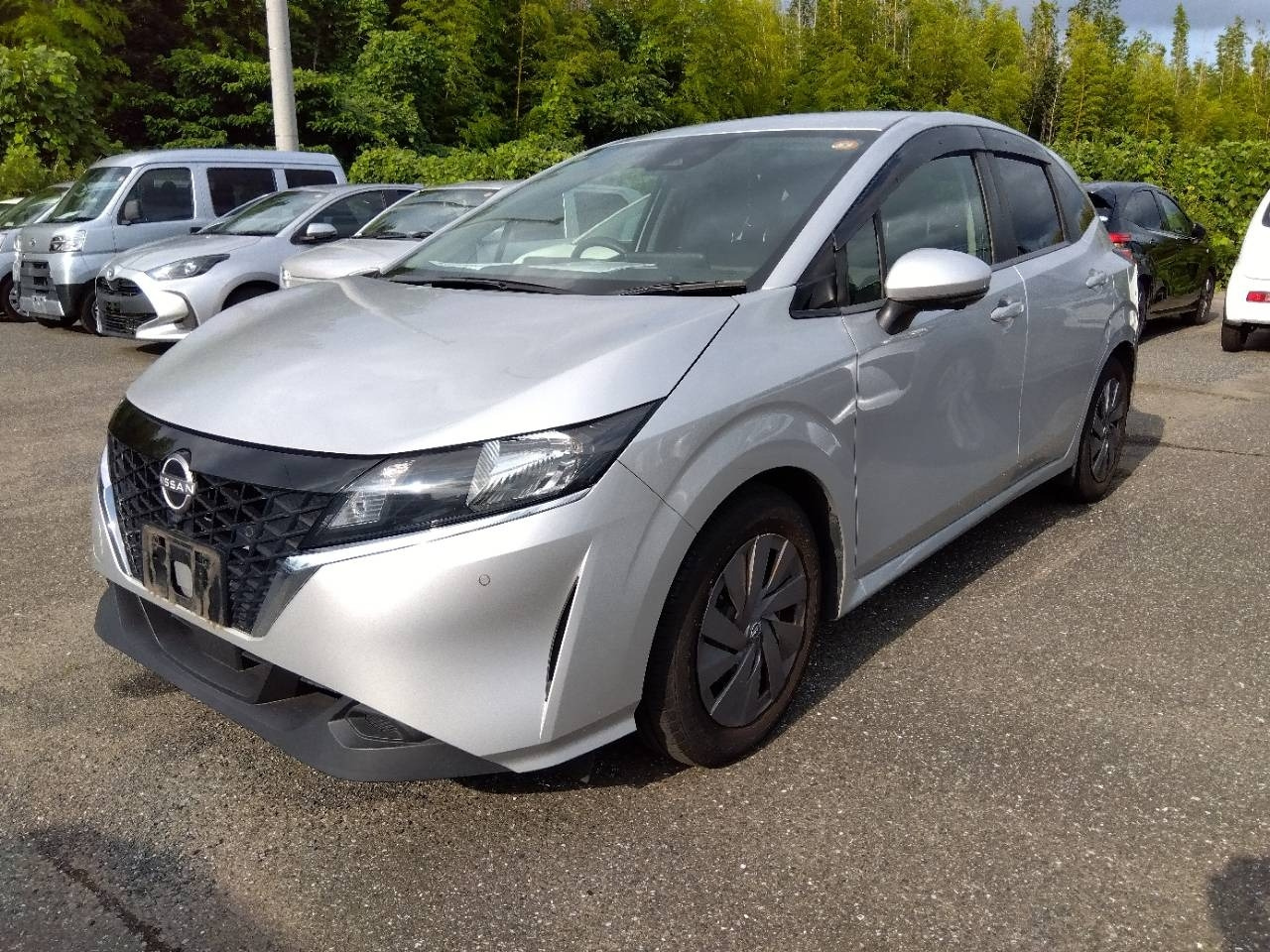 NISSAN NOTE — фото