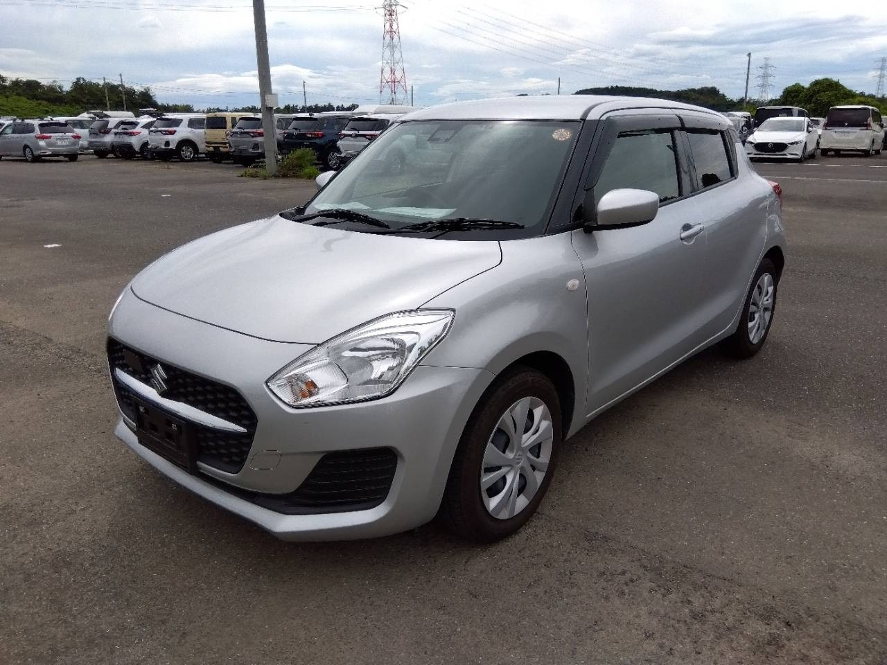 SUZUKI SWIFT