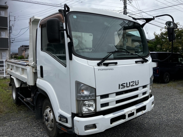 ISUZU FORWARD — фото
