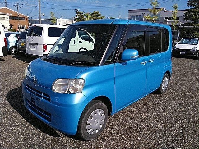 DAIHATSU TANTO — фото