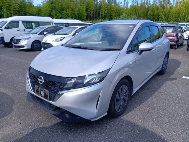 NISSAN NOTE — фото