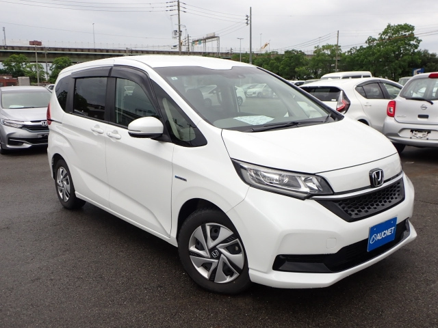 HONDA FREED — фото