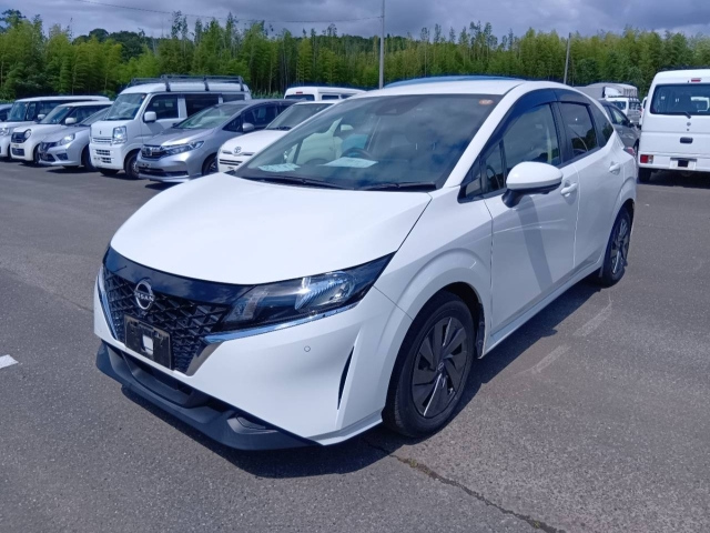 NISSAN NOTE — фото