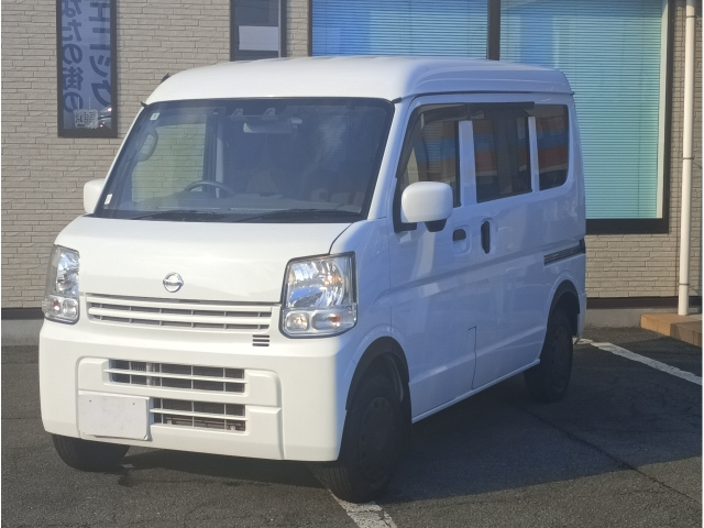 NISSAN CLIPPER — фото