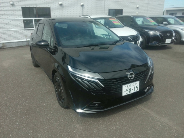 NISSAN AURA — фото