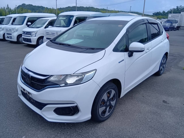 HONDA FIT — фото