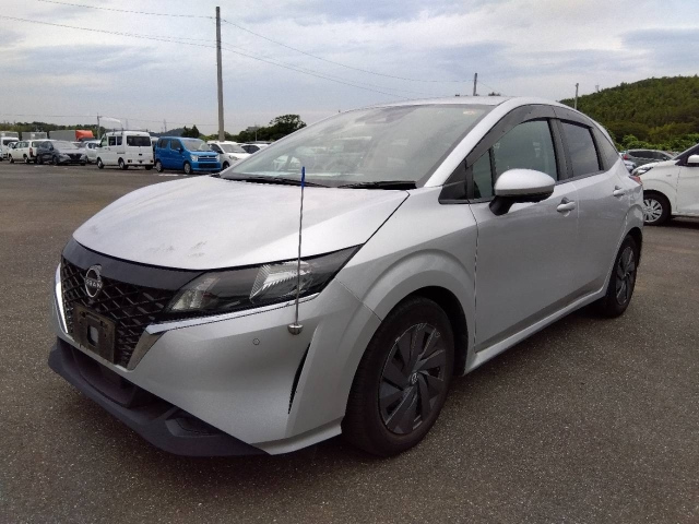 NISSAN NOTE — фото