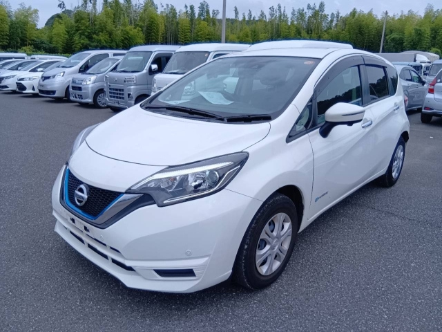 NISSAN NOTE — фото