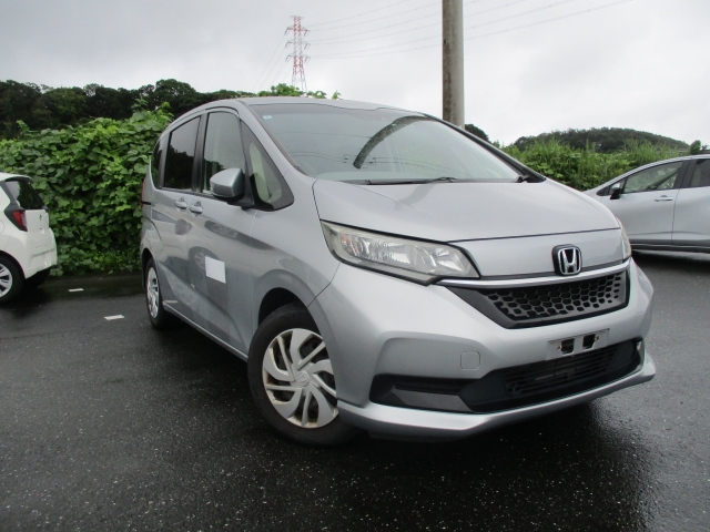 HONDA FREED — фото