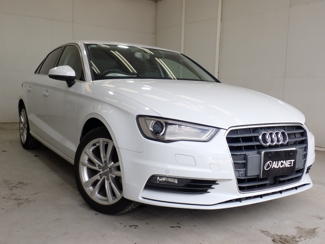 AUDI A3 — фото