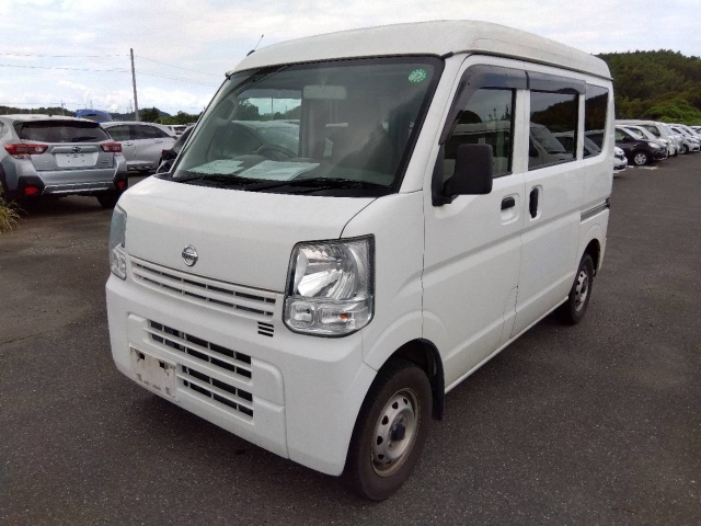 NISSAN CLIPPER — фото