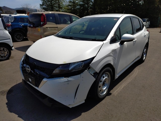 NISSAN NOTE — фото