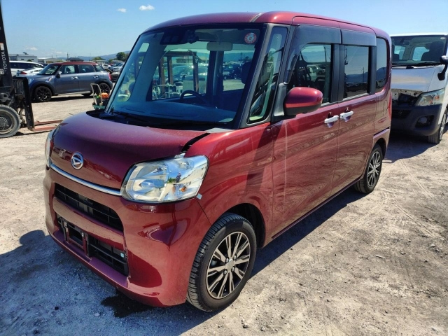 DAIHATSU TANTO — фото