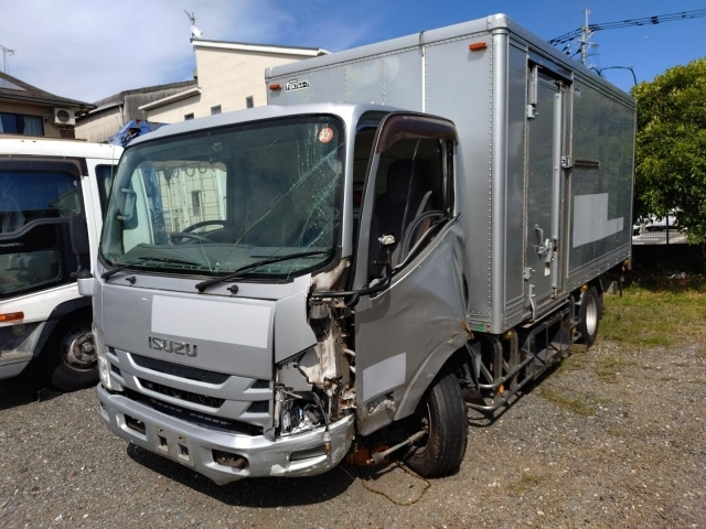 ISUZU ELF — фото