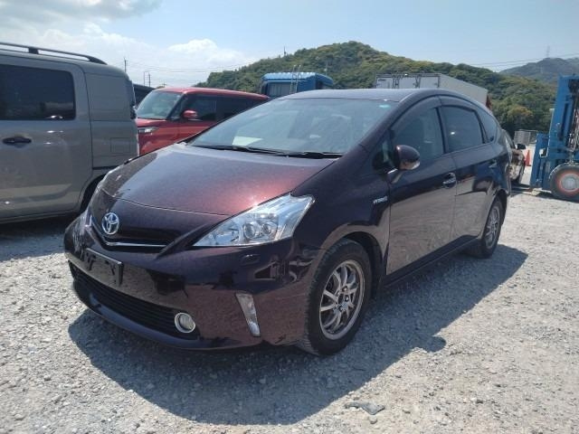 TOYOTA PRIUS — фото