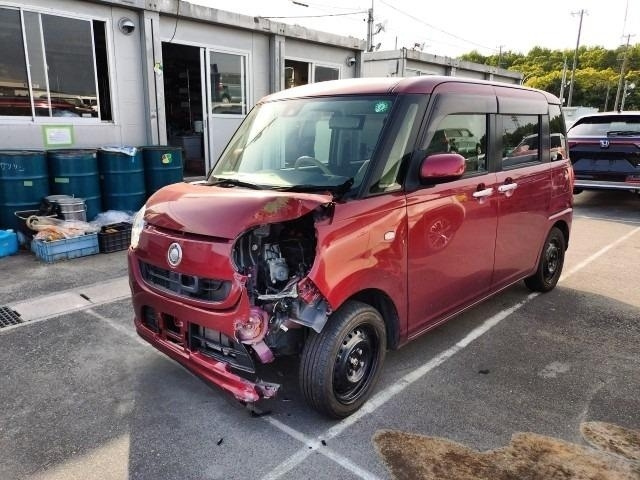 DAIHATSU MOVE — фото