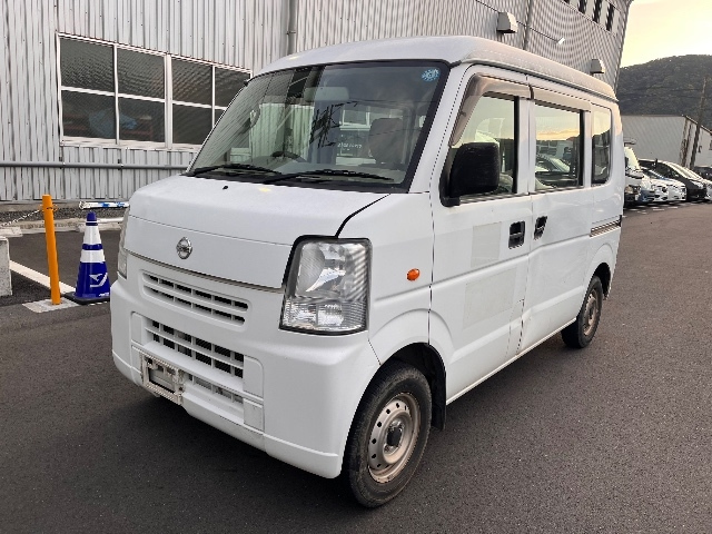 NISSAN CLIPPER — фото
